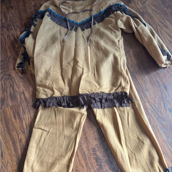 Halloween Couples Indian Costumes Tan and Black Costume Set - Picture 3 of 3